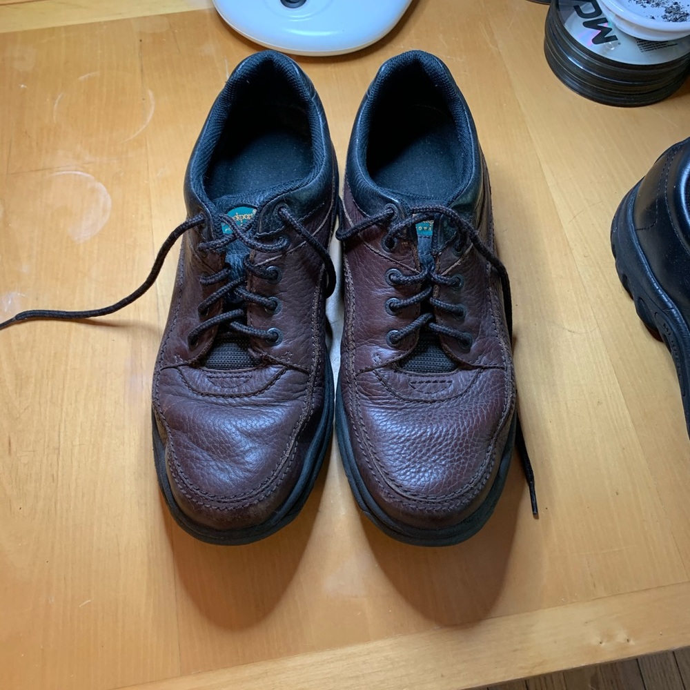 RockPort Brown size 11 Walking Shoes